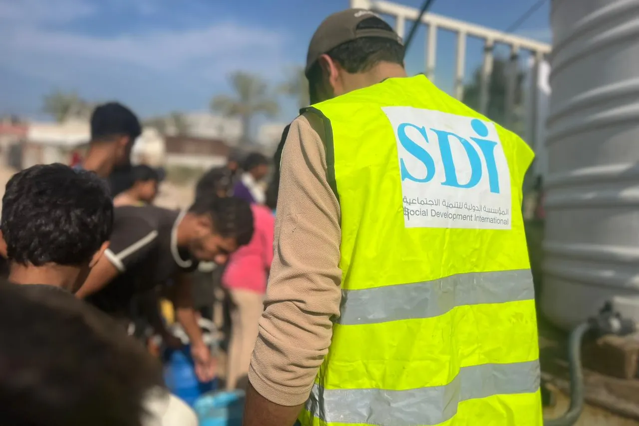 حملة توزيع المياه في غزة