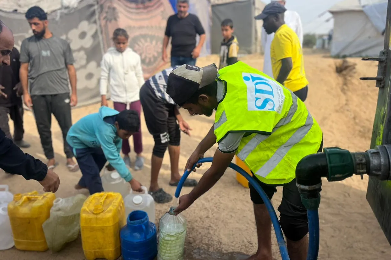 حملة توزيع المياه في غزة