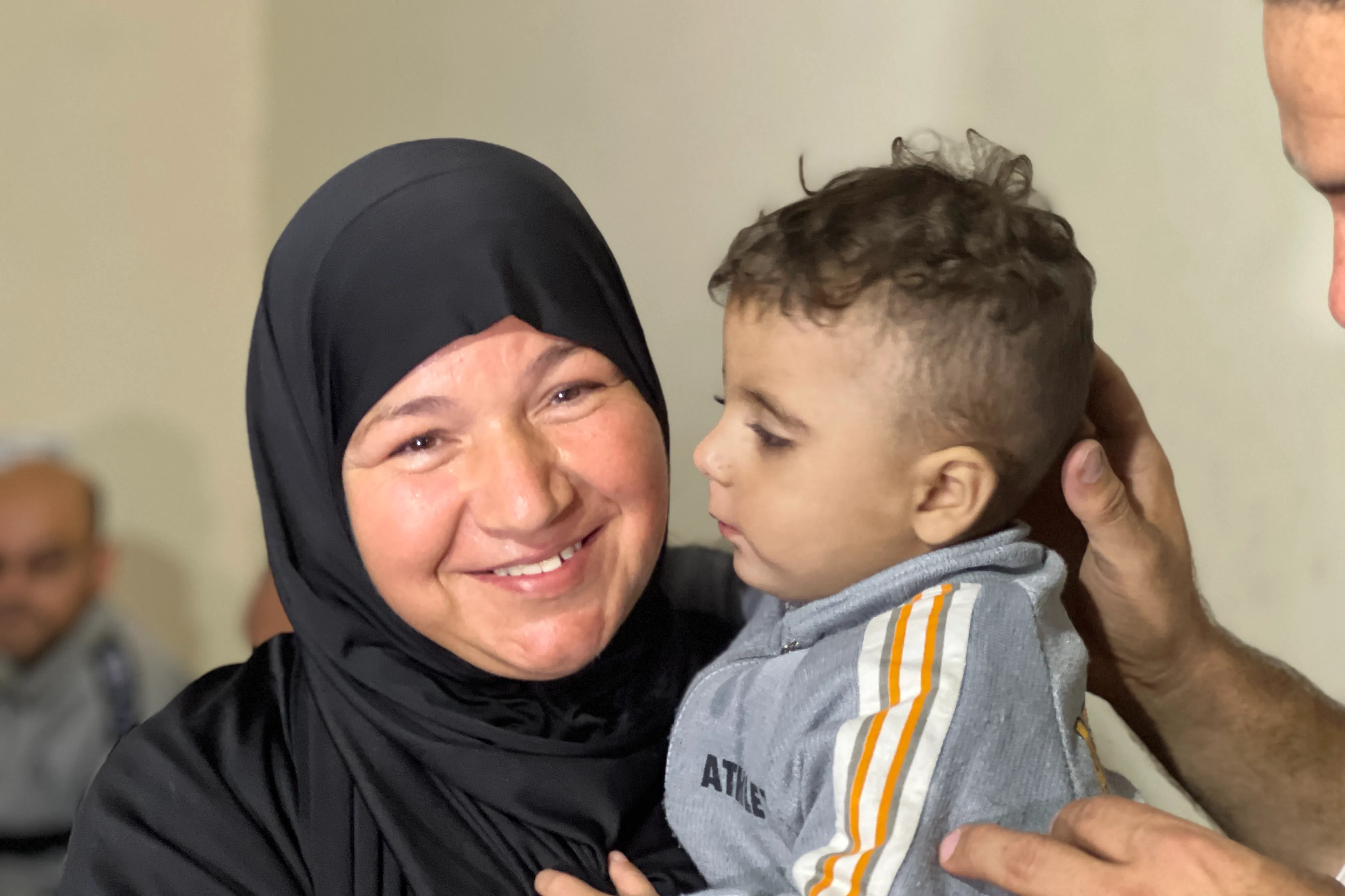حملة قلوبنا لأيتام غزة